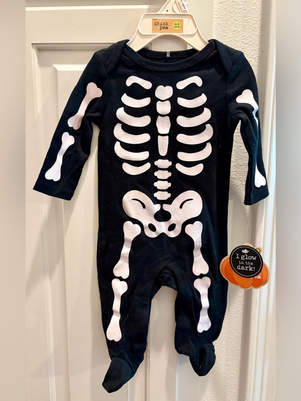 NWT CHICK PEA Black Glow-in-the-Dark Skeleton One-Piece Size 0-3 Months